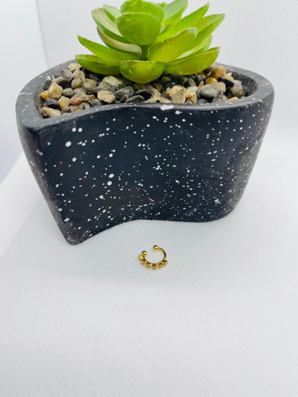 Brinco Hélix Fake Pedrinhas